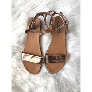 Steve Madden Rose Gold Meghan Flat Sandal